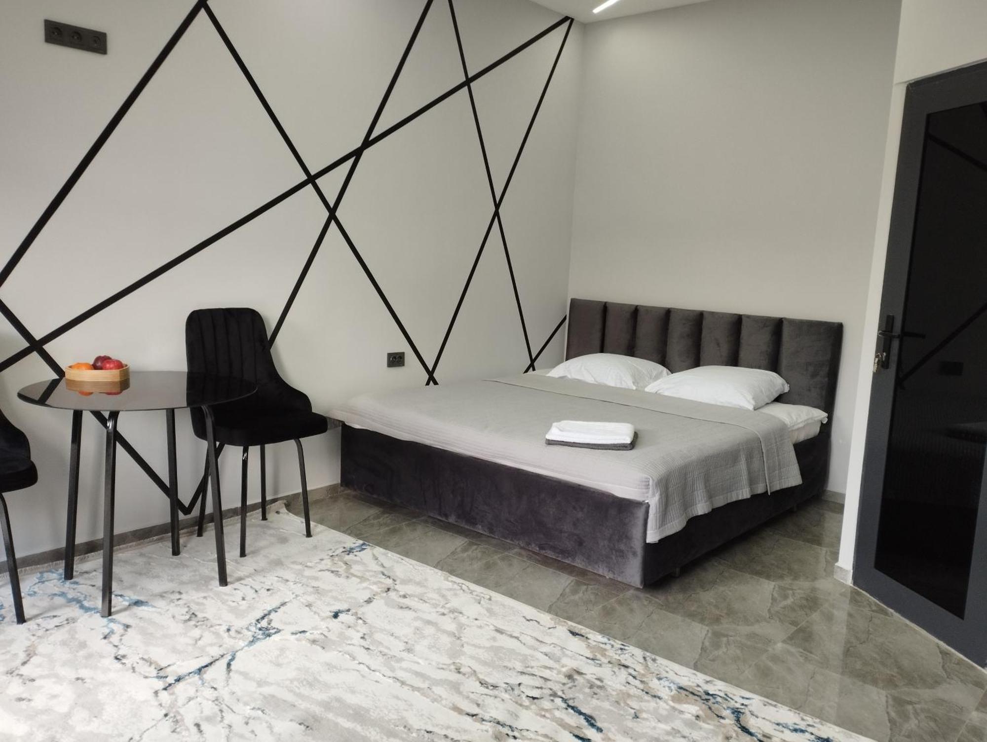 Lumi Hotel Bishkek Ngoại thất bức ảnh
